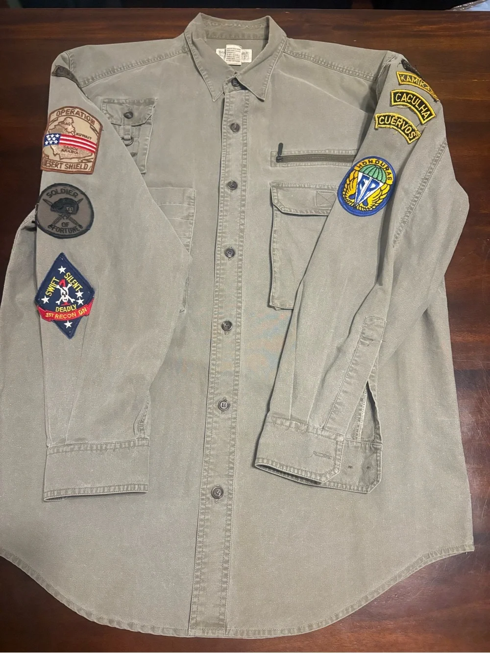 Vintage 1980s Banana Republic Safari & Travel Clothing Co. Utility Shirt Militar